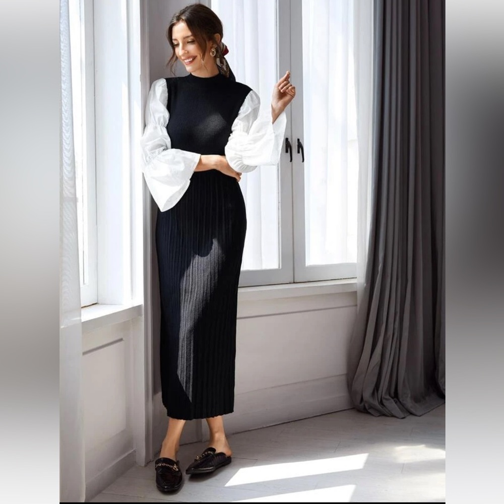 Mock-neck Flounce Sleeve Pleated Maxi Dress